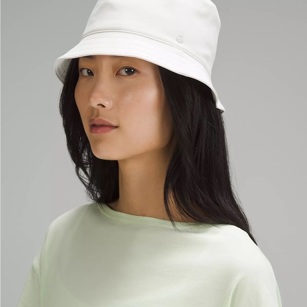 NWT Lululemon White Bucket Hat